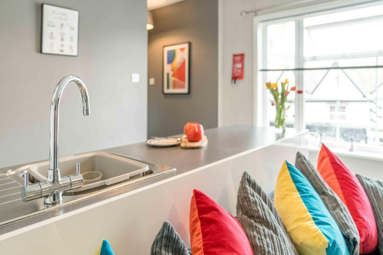 The Exchange Apartments With Permit Parking Tewkesbury Buitenkant foto