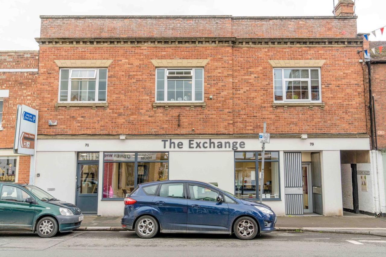 The Exchange Apartments With Permit Parking Tewkesbury Buitenkant foto