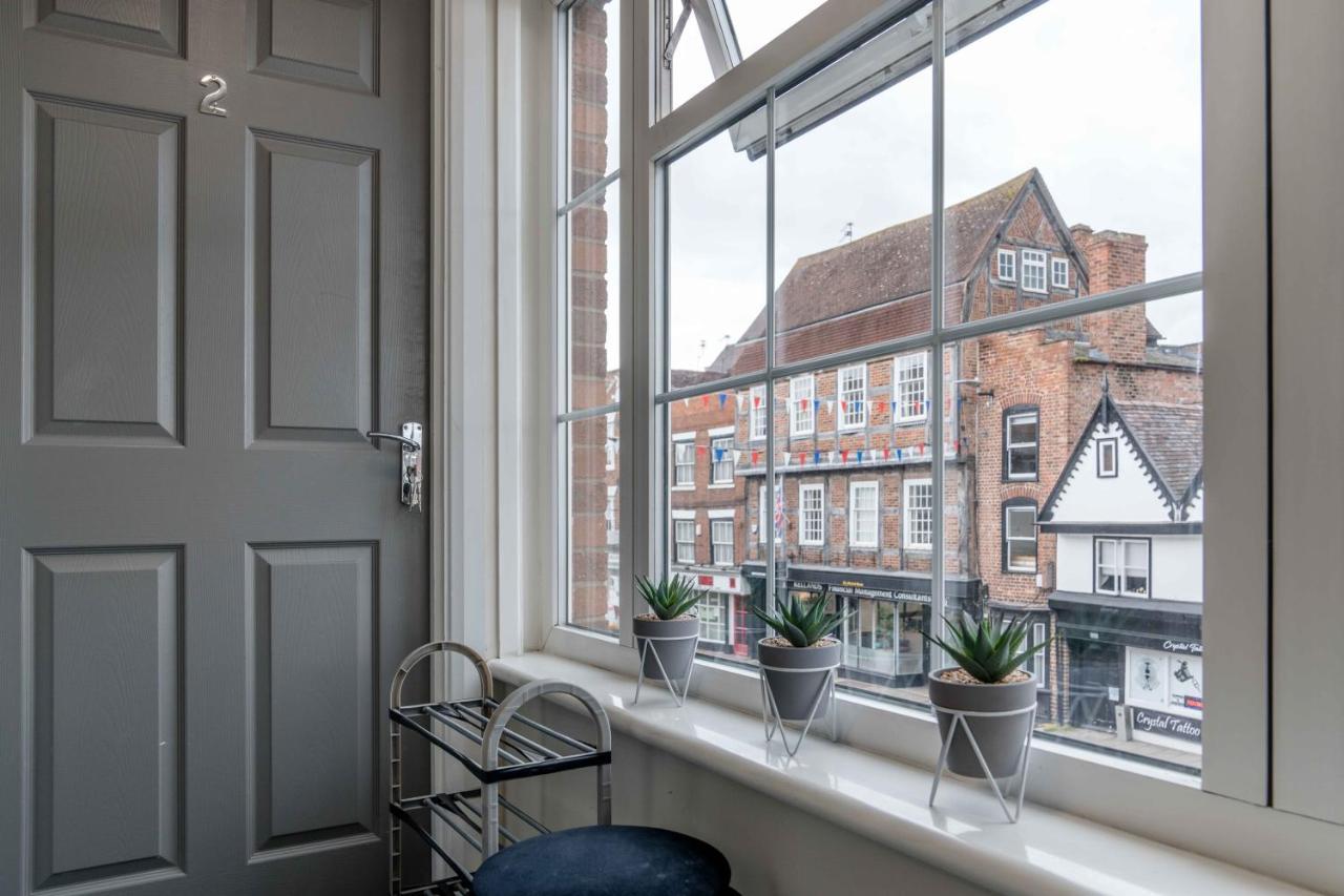 The Exchange Apartments With Permit Parking Tewkesbury Buitenkant foto